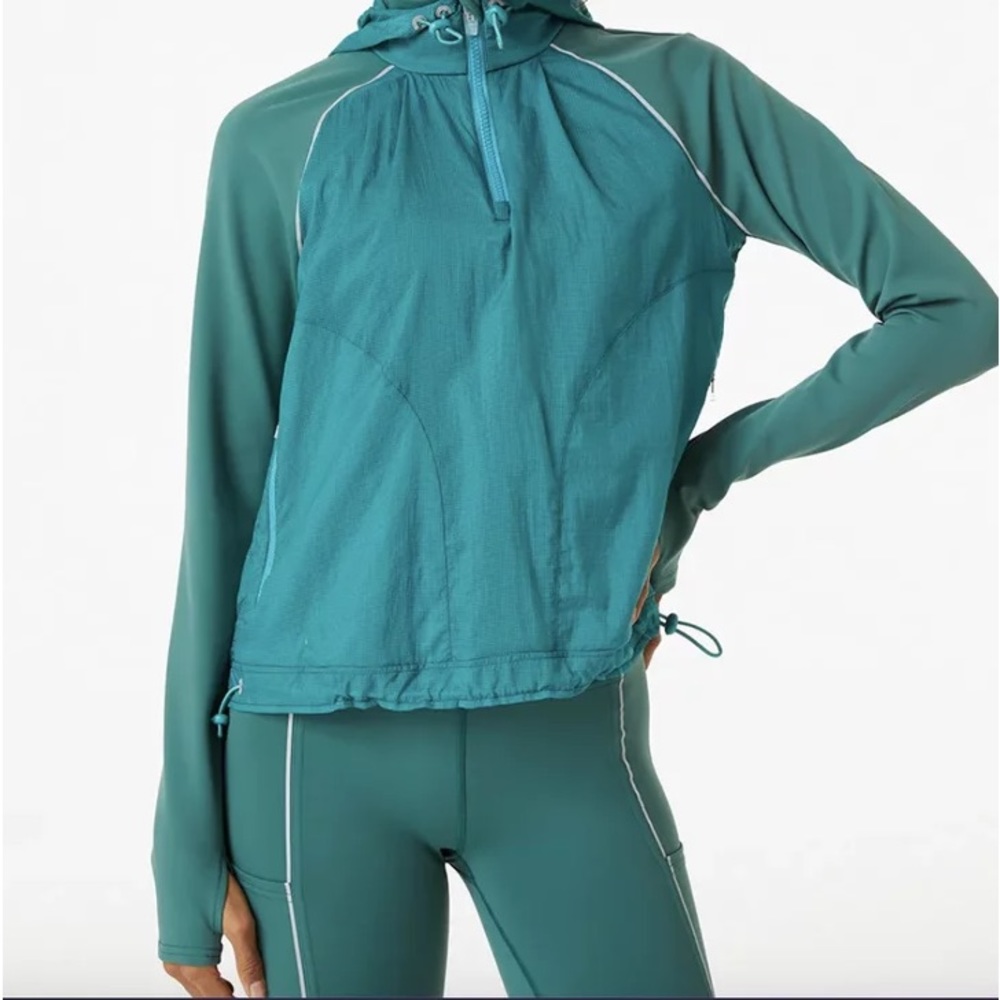 NWT SET Outdoor Voices FrostKnit Leggings and Pullover Set